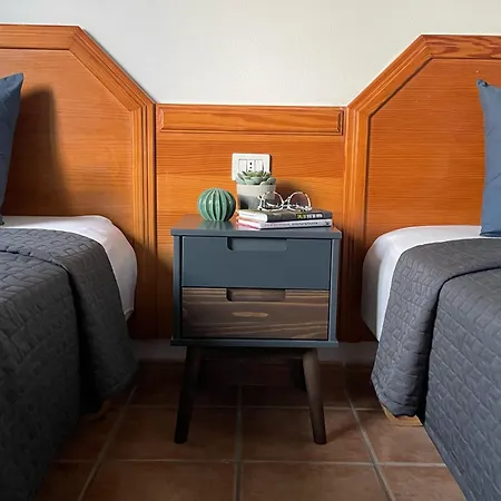 Wine Lovers In Puerto Del Carmen * Tías