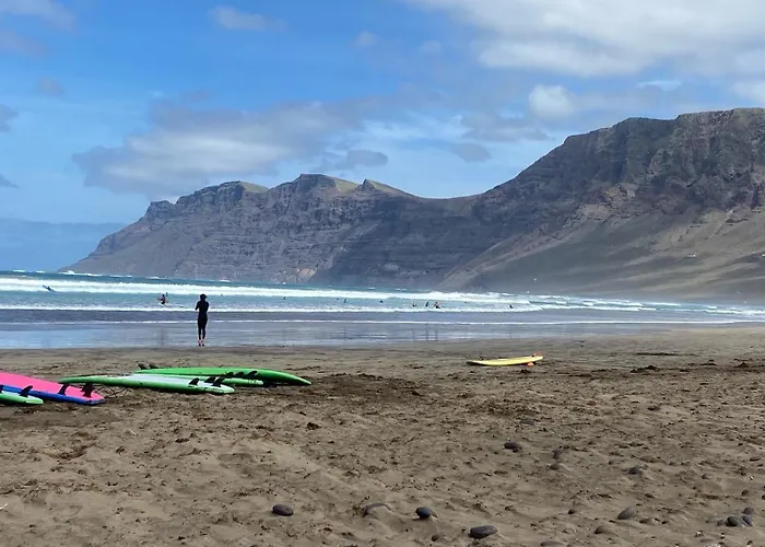 Wine Lovers In Puerto Del Carmen * Tías