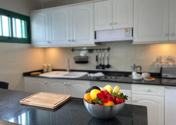 Wine Lovers In Puerto Del Carmen Tías